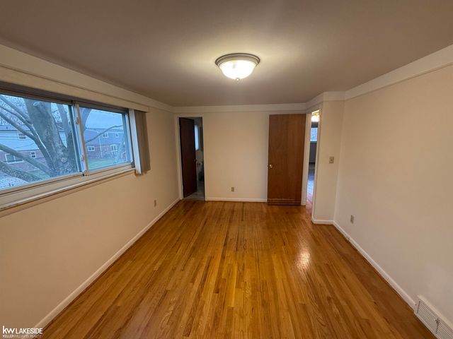 13298 Kozak Street, Sterling Heights, MI 48312