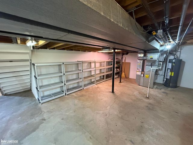 13298 Kozak Street, Sterling Heights, MI 48312