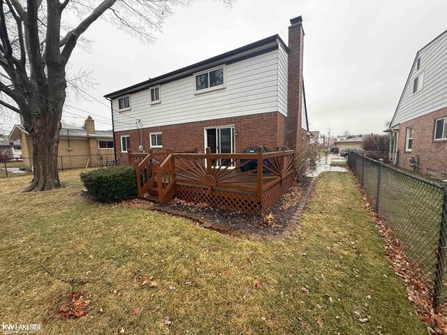 13298 Kozak Street, Sterling Heights, MI 48312