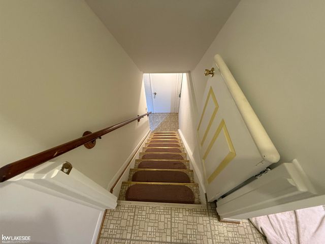 13298 Kozak Street, Sterling Heights, MI 48312