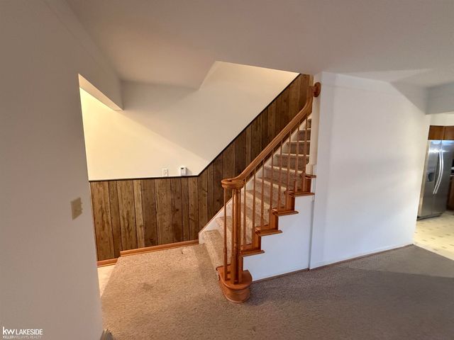 13298 Kozak Street, Sterling Heights, MI 48312