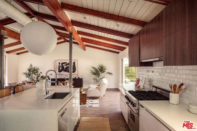 5513 Tuxedo Terrace, Los Angeles, CA 90068