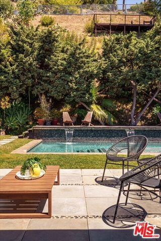 5513 Tuxedo Terrace, Los Angeles, CA 90068