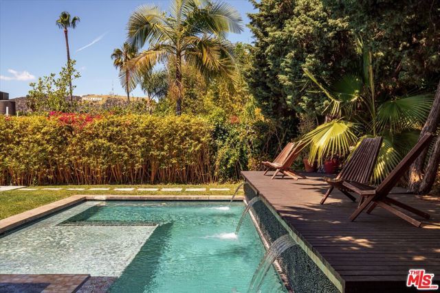 5513 Tuxedo Terrace, Los Angeles, CA 90068