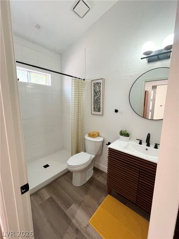 68 Magical Mystery Lane, Henderson, NV 89074