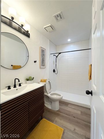 68 Magical Mystery Lane, Henderson, NV 89074