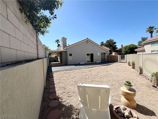 68 Magical Mystery Lane, Henderson, NV 89074