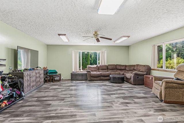 5352 Spirit Lake Highway, Toutle, WA 98649