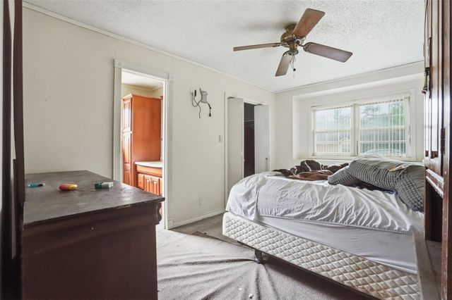 2901 Del Monte Avenue, Bay City, TX 77414