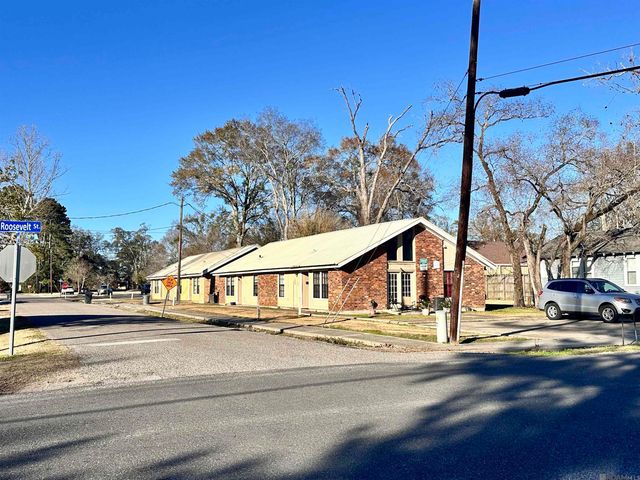 712,716,720,724 N Bullion Ave, Gonzales, LA 70737