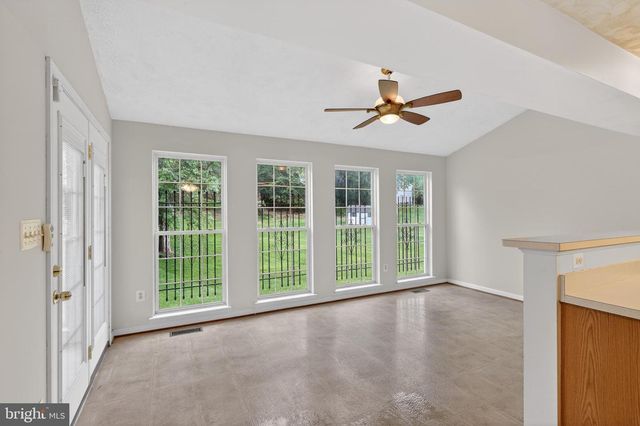 8508 HILLVIEW RD, Landover, MD 20785