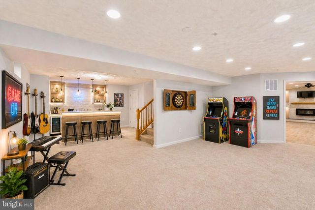 8508 HILLVIEW RD, Landover, MD 20785