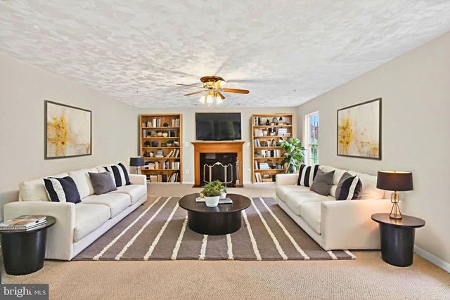8508 HILLVIEW RD, Landover, MD 20785