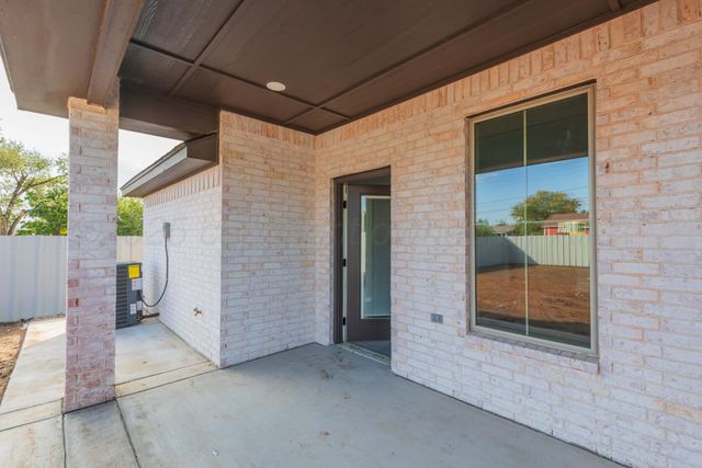 3811 NE 10TH Avenue, Amarillo, TX 79107