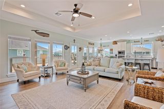 4414 Whaler Lane, Crystal Beach, TX 77650