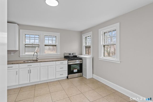 219-221 Jordan Lane, Wethersfield, CT 06109