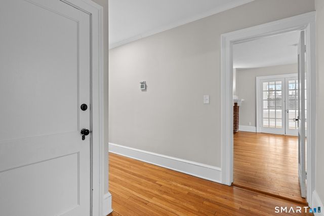 219-221 Jordan Lane, Wethersfield, CT 06109