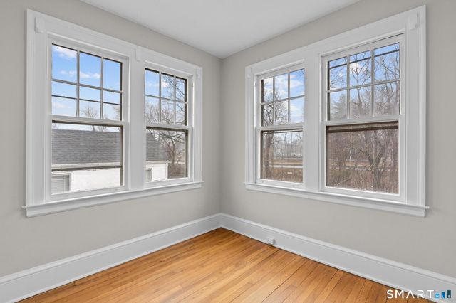 219-221 Jordan Lane, Wethersfield, CT 06109