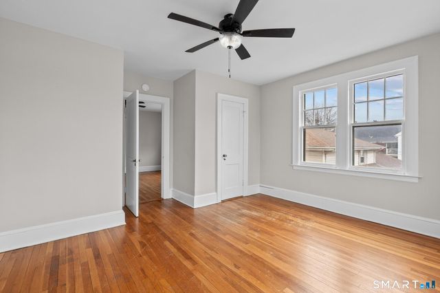 219-221 Jordan Lane, Wethersfield, CT 06109