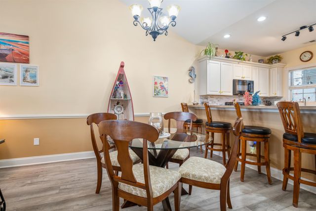 4820 Magnolia Lake Dr Apt 403, Myrtle Beach, SC 29577
