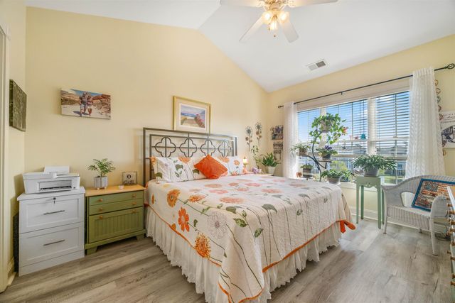 4820 Magnolia Lake Dr Apt 403, Myrtle Beach, SC 29577