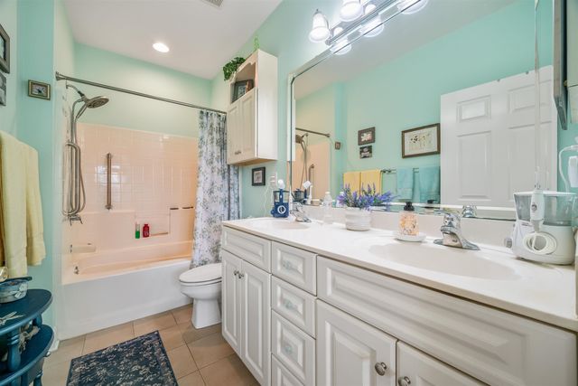 4820 Magnolia Lake Dr Apt 403, Myrtle Beach, SC 29577