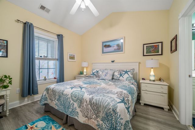 4820 Magnolia Lake Dr Apt 403, Myrtle Beach, SC 29577