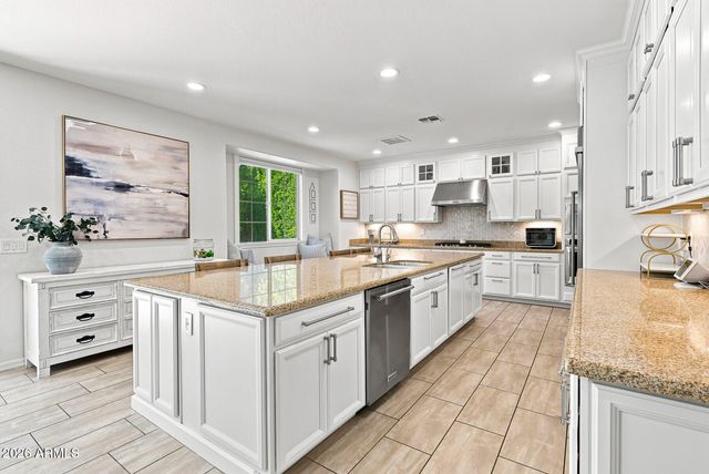 1477 W SEA FOG Drive, Gilbert, AZ 85233