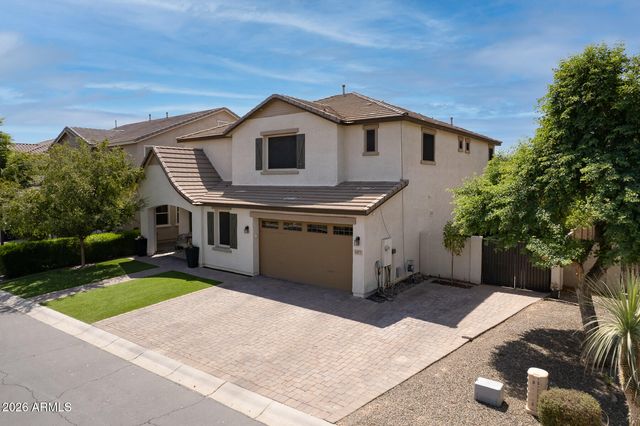 1477 W SEA FOG Drive, Gilbert, AZ 85233