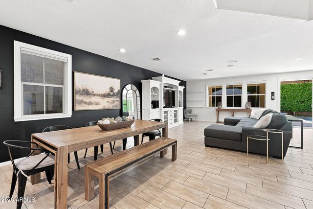 1477 W SEA FOG Drive, Gilbert, AZ 85233