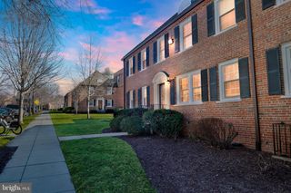 3805 V ST SE, Washington, DC 20020