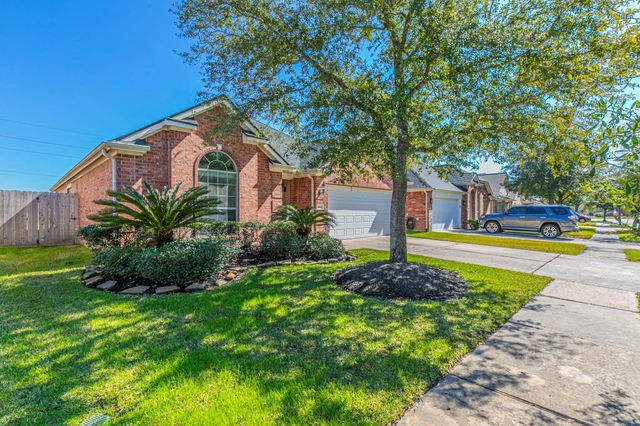 30426 Sunset Falls Drive, Spring, TX 77386