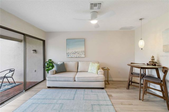 3505 LONGMEADOW 3, Sarasota, FL 34235