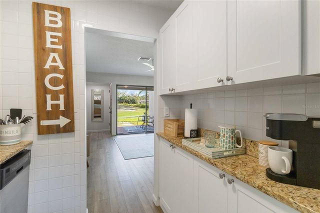3505 LONGMEADOW 3, Sarasota, FL 34235