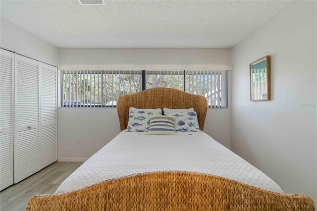 3505 LONGMEADOW 3, Sarasota, FL 34235
