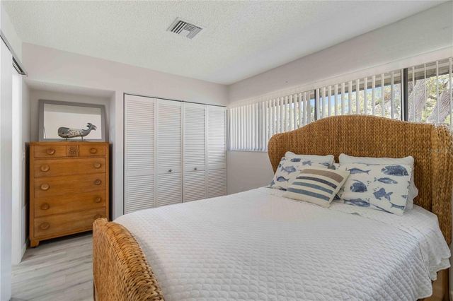 3505 LONGMEADOW 3, Sarasota, FL 34235