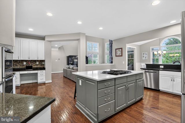 43850 KITTIWAKE DR, Leesburg, VA 20176