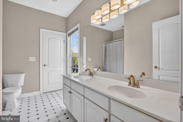 43850 KITTIWAKE DR, Leesburg, VA 20176