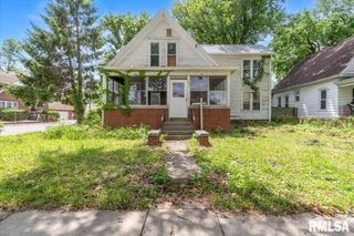 1631 S COLLEGE Street, Springfield, IL 62704