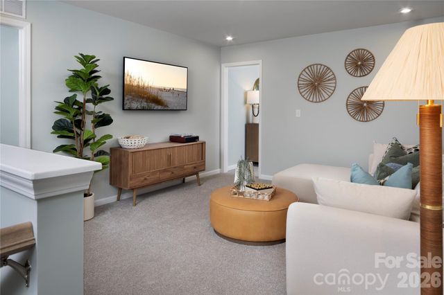 1313 Vibrant Road, Charlotte, NC 28215