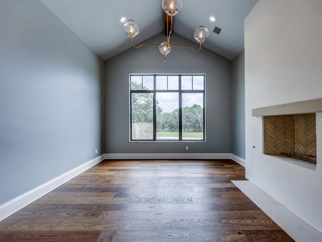 321 Flatcreek TRL, Wimberley, TX 78676
