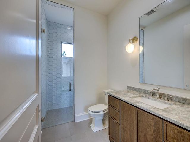 321 Flatcreek TRL, Wimberley, TX 78676