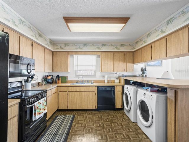 18218 SUNSET BOULEVARD A, St Petersburg, FL 33708