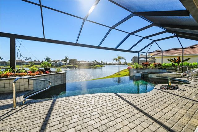 8491 Southwind Bay CIR, Fort Myers, FL 33908