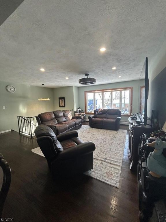 211 E 10Th Ave, Roselle Boro, NJ 07203 — photo 3