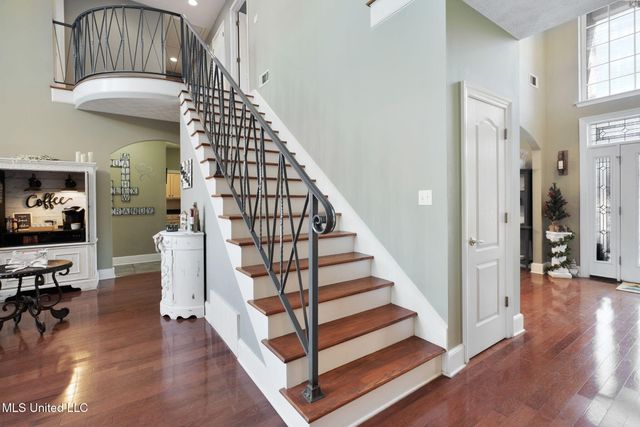 3201 E Woodland Trace, Southaven, MS 38672