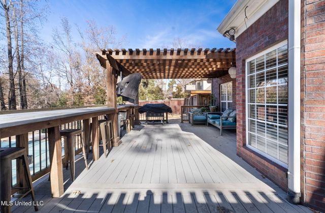 3201 E Woodland Trace, Southaven, MS 38672