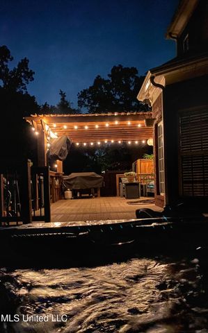 3201 E Woodland Trace, Southaven, MS 38672