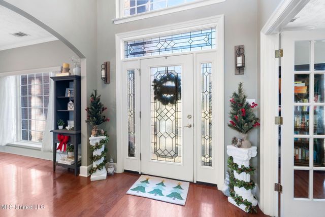 3201 E Woodland Trace, Southaven, MS 38672