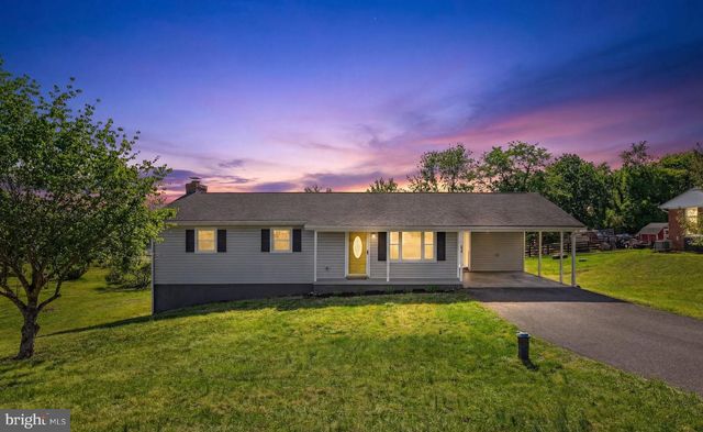225 POSSUM HOLLOW LN, Berryville, VA 22611